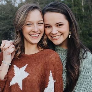 Meet your Posher, Carley